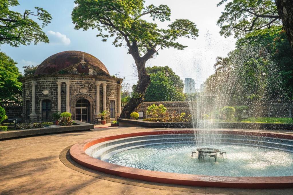 Отель Dormitels.Ph Ust Манила Экстерьер фото